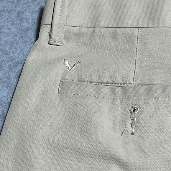 Callaway Men 34x32 Golf Performance Pants Khaki Pleated Grip Waist Logo Stretch - Picture 5 of 5